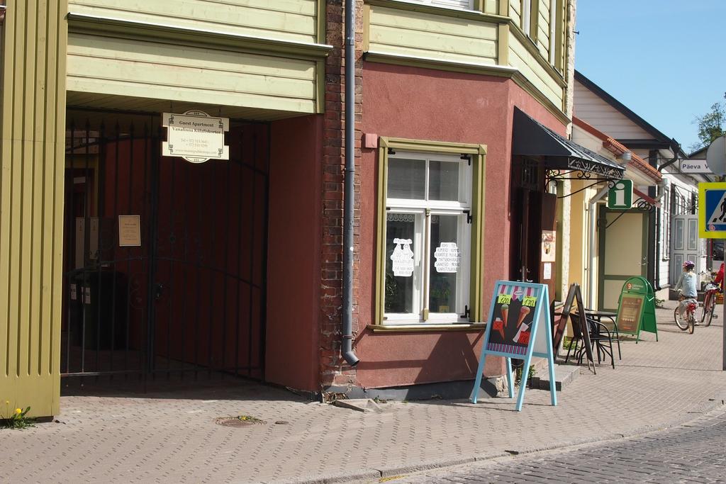 Haapsalu Old Town Apartment Экстерьер фото